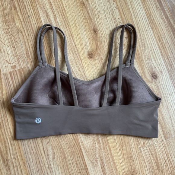 Lululemon Like a cloud bra - size 6 - Picture 4 of 9
